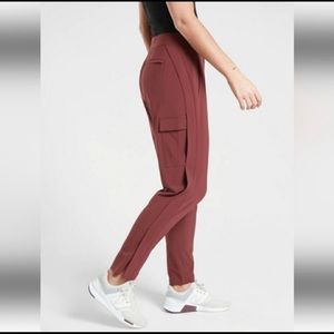 Athleta Uptown Ankle Pants Women’s Size 4 Cognac Brown